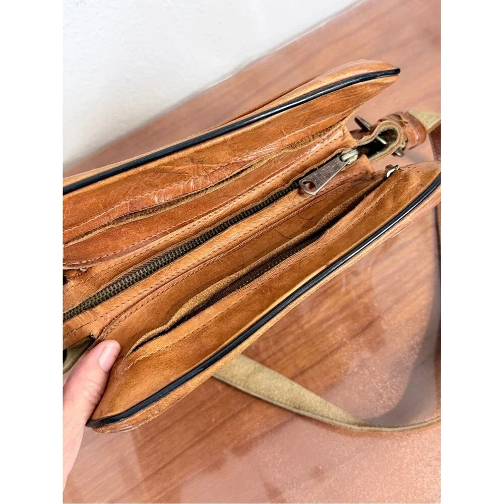 Vintage Tooled Tan Leather Shoulder Bag Boho